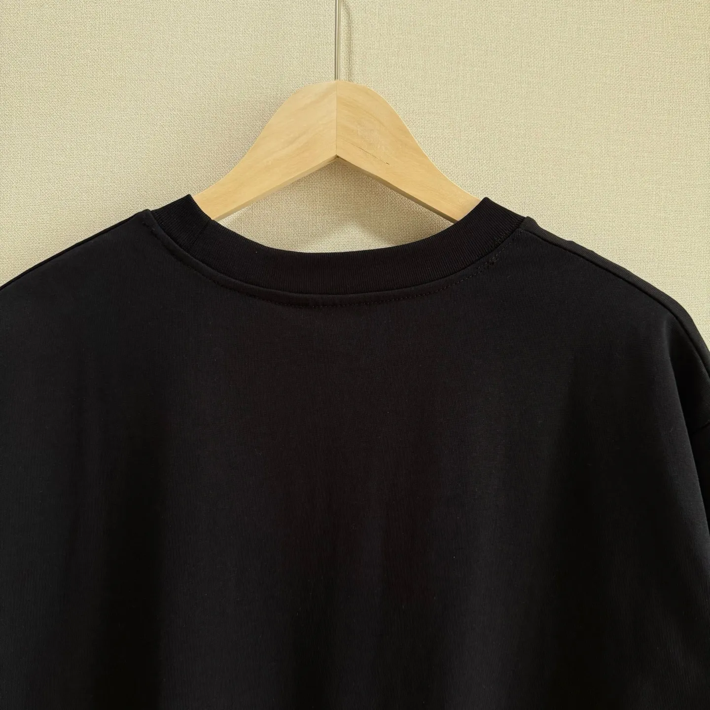 TM 1062 B ALENCIAGA ：280 32 ： Hot Sale os 200 ：Black Size：S M L XL